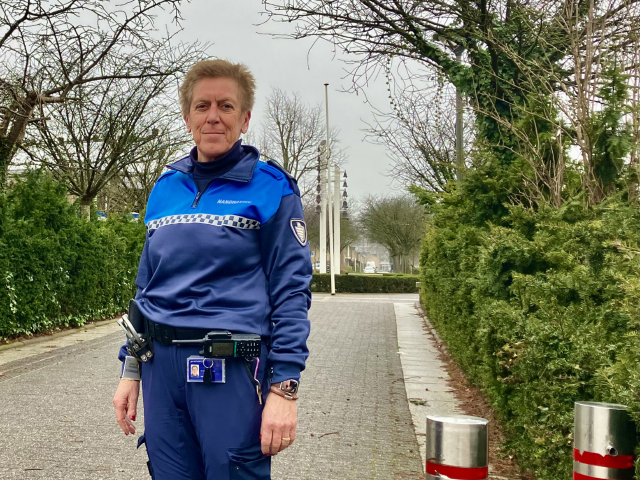 BOA Marion van Eijnatten voor het Gemeentehuis