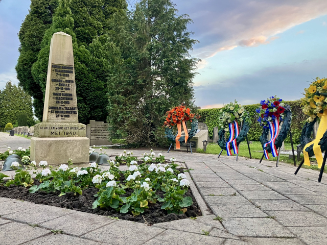 Dodenherdenking Waalhof