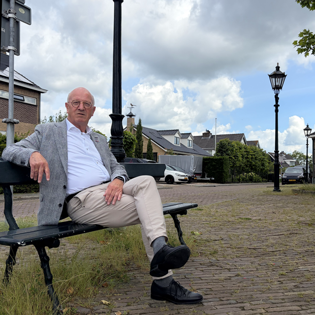 Leo Platschorre op Kerkplein - foto Gemeente Hendrik-Ido-Ambacht