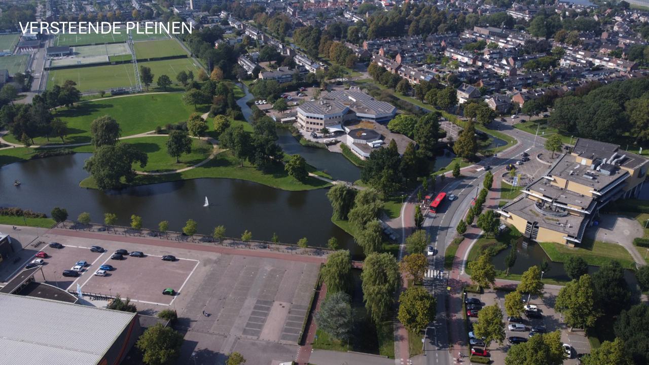 04 Burgemeester Hofplein en omgeving bij De Ridderhal